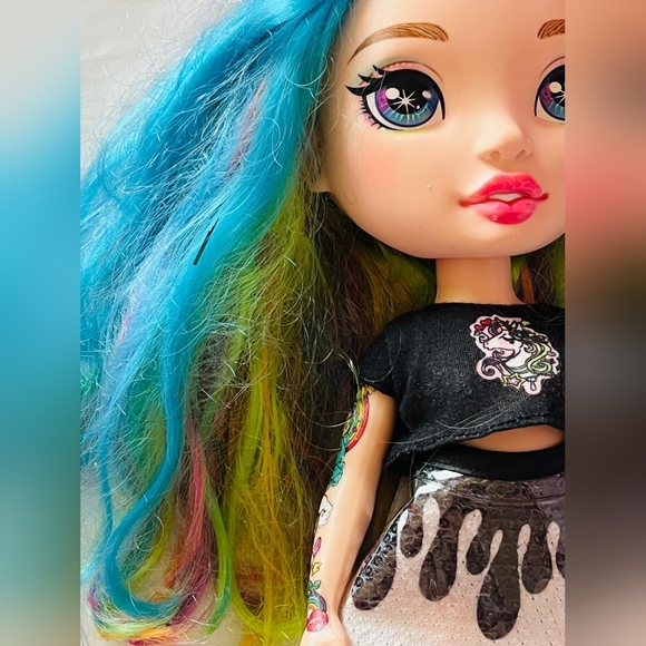 Rainbow HighRainbow High Rainbow Surprise 14-inch doll – Rainbow Dream Doll - Picture 8 of 10